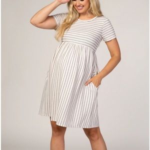 🎉🎉 HOST PICK 🎉🎉 White stripes Maternity Dress
